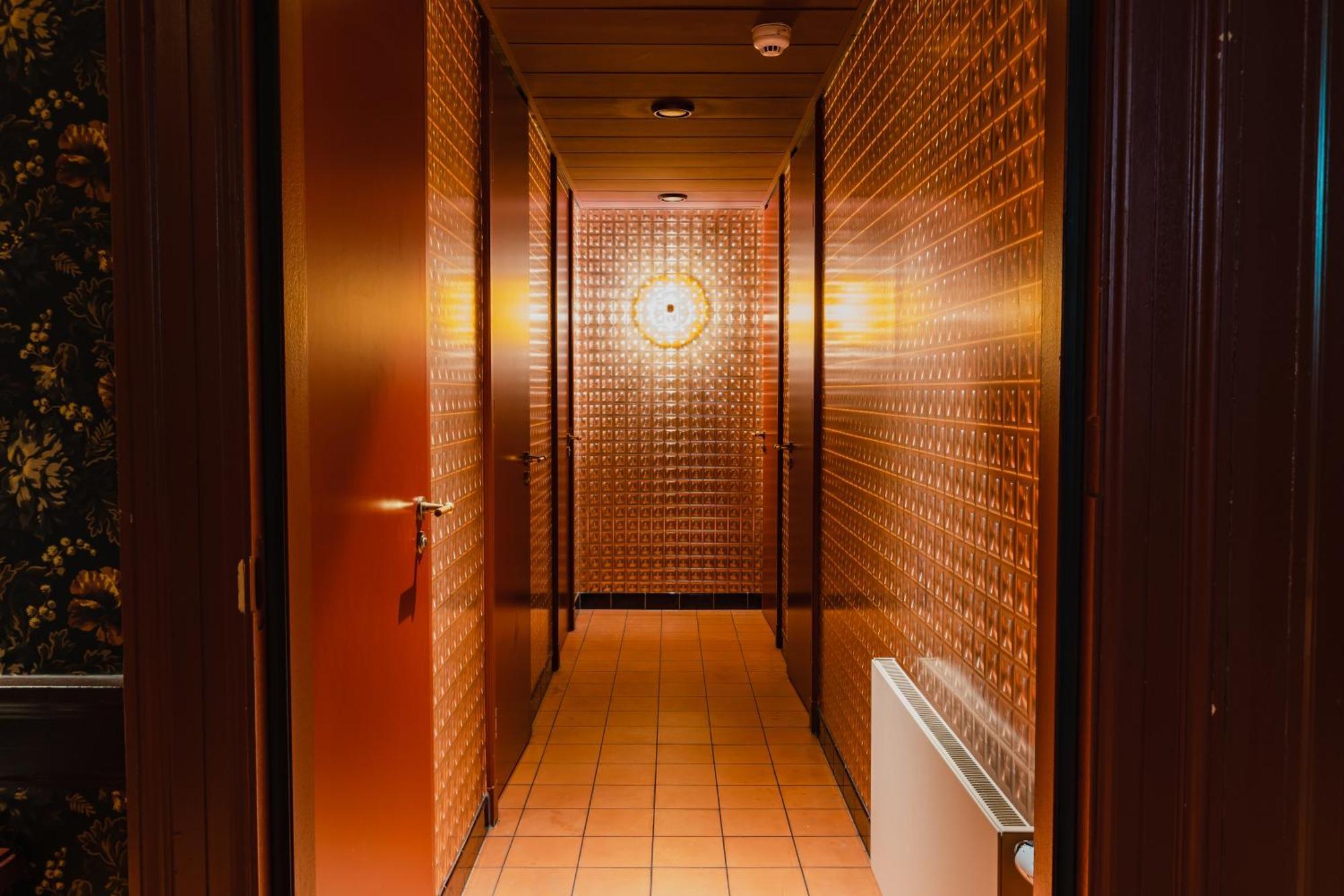 Hotel Mercier Амстердам Екстериор снимка